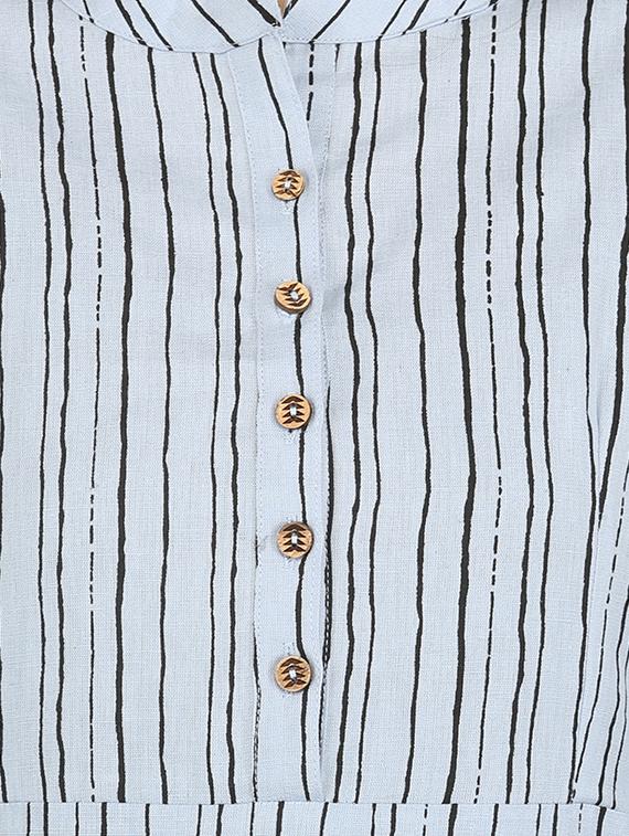 Stripes hem attach a-line kurta - 15620862 - Zoom Image - 4