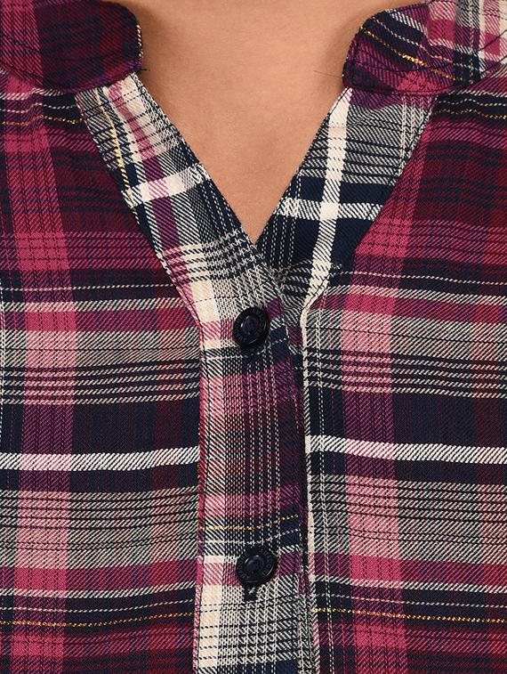 button detail plaid tunic - 15621205 - Zoom Image - 4