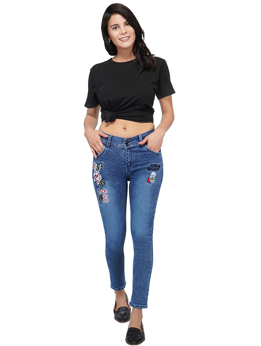 embroidered detail mid rise jeans - 15621489 - Zoom Image - 4