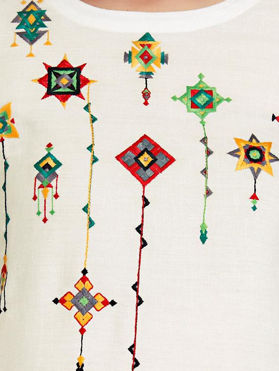 Straight embroidered kurta - 15621831 - Zoom Image - 4