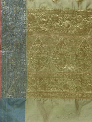 floral zari border banarasi saree with blouse - 15622892 - Standard Image - 4
