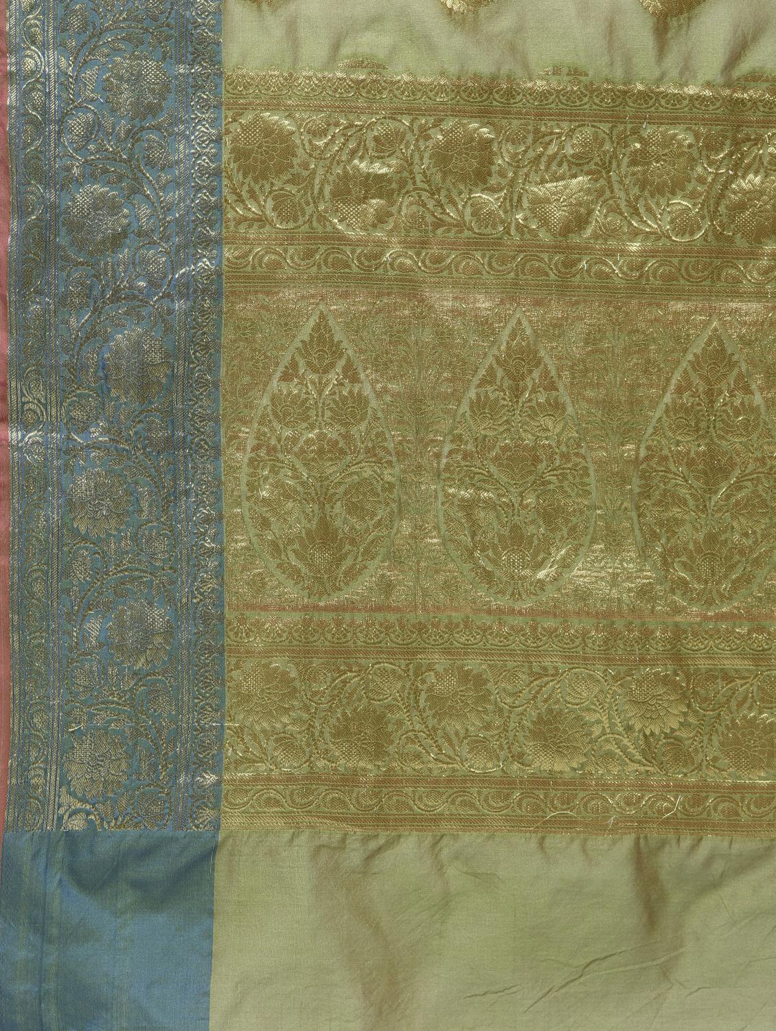 floral zari border banarasi saree with blouse - 15622892 - Zoom Image - 4