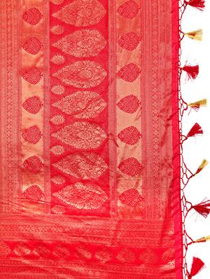 gold zari motif kanjivaram saree with blouse - 15625514 - Standard Image - 4