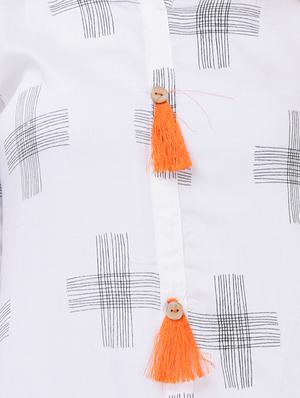 Printed straight kurta with tassels - 15626356 - Standard Image - 4