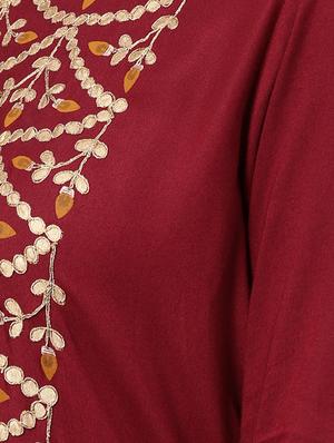 Embroidered foil print kurta - 15629872 - Standard Image - 4