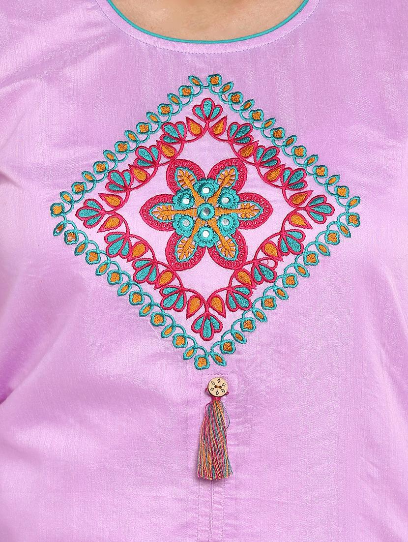 embroidered straight kurta with tassels - 15636167 - Zoom Image - 4