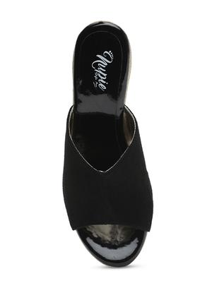 black platforms wedges - 15636255 - Standard Image - 4