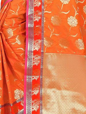 floral zari motif banarasi saree with blouse - 15636399 - Standard Image - 4