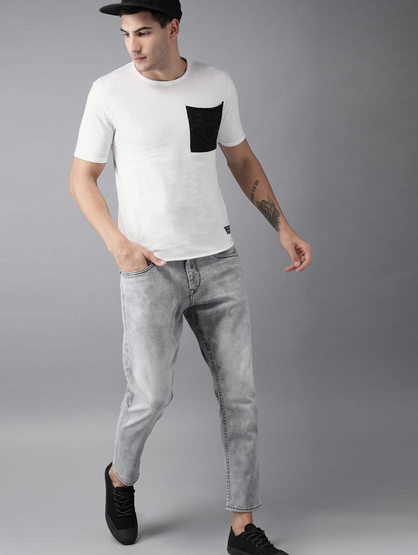 white round neck pocket t-shirt - 15643056 - Zoom Image - 4