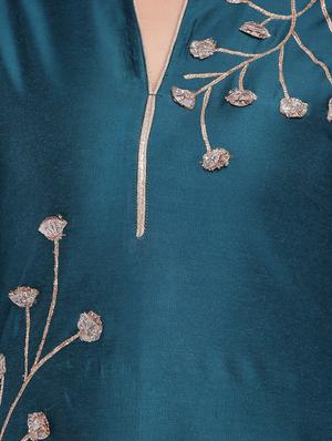 gota work kurta with pant set - 15649783 - Standard Image - 4