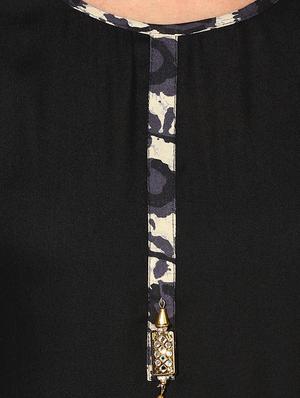 Printed layered bell sleeved kurta with palazzo set - 15652552 - Standard Image - 4