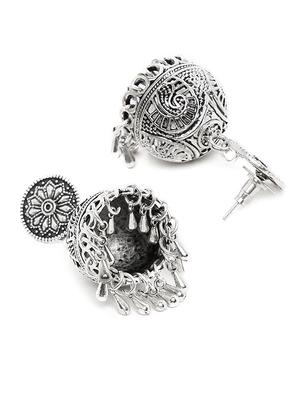 silver metal jewellery - 15653229 - Standard Image - 4