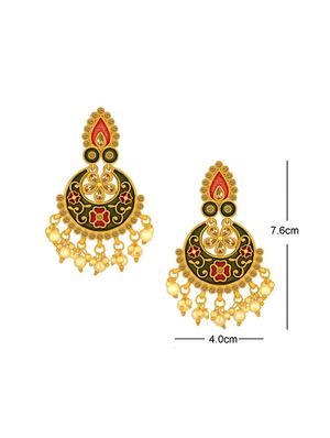 gold metal chandballi earring - 15678643 - Standard Image - 4
