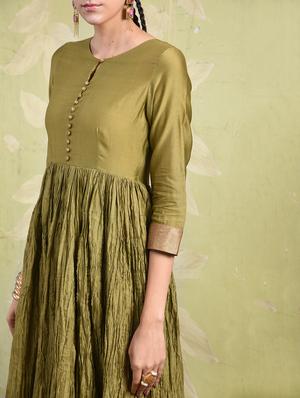 olive silk crinkled flared kurta - 15692964 - Standard Image - 4