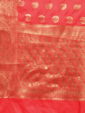 paisley zari motif banarasi saree with blouse - 15694883 - Standard Image - 4
