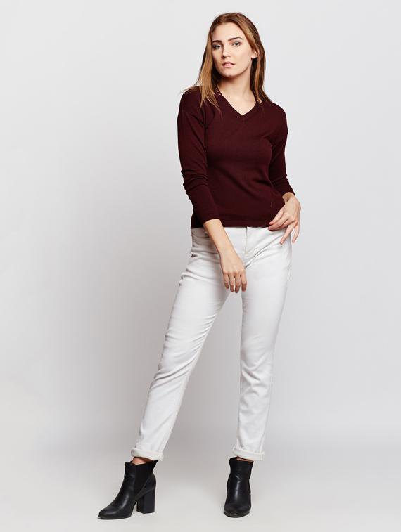 Cut work neck woolen pullover - 15697952 - Zoom Image - 4