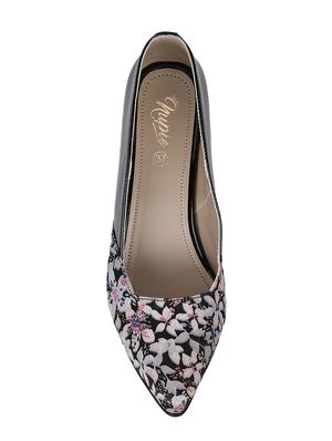 black slip on pumps - 15705240 - Standard Image - 4
