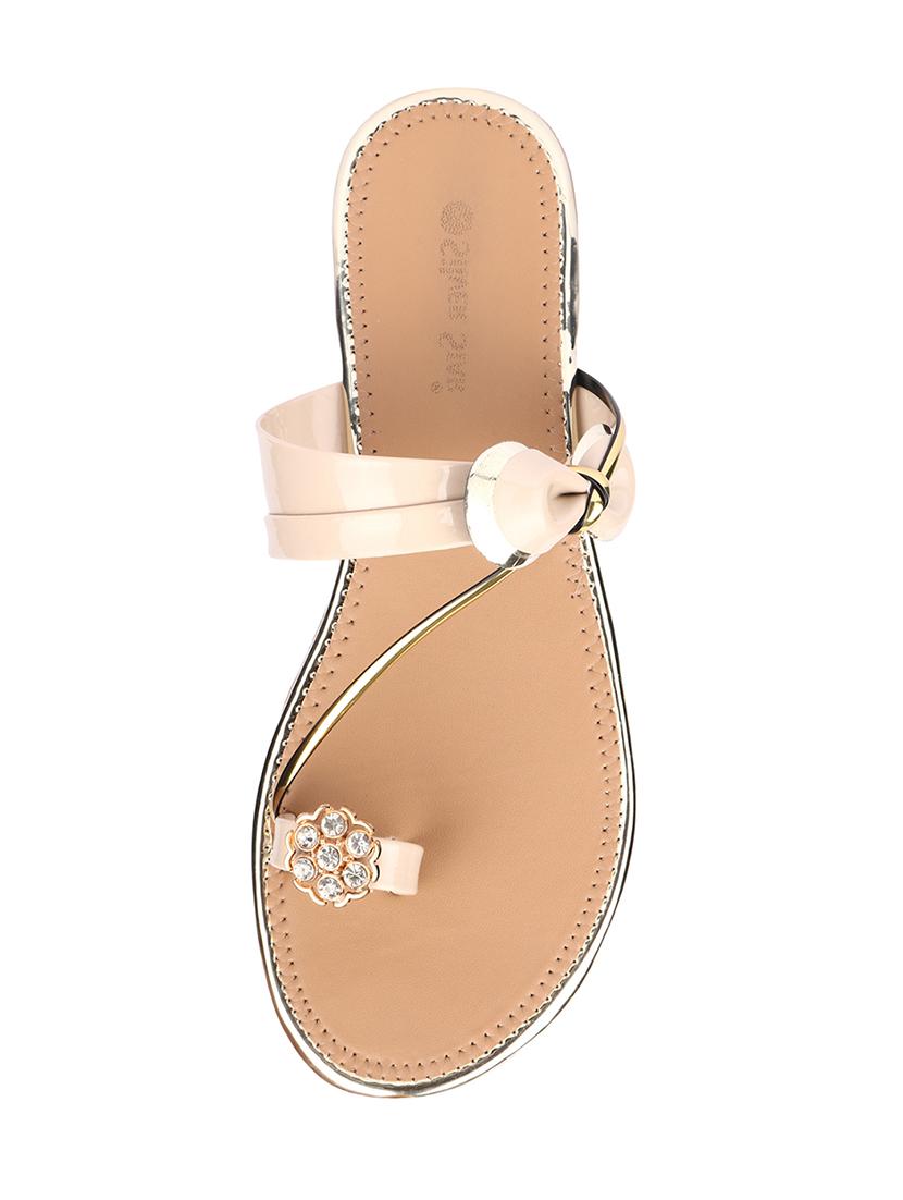 beige one toe sandals - 15706505 - Zoom Image - 4
