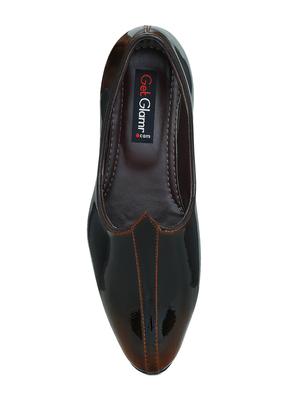 brown patent leather slip on jutis - 15713393 - Standard Image - 4