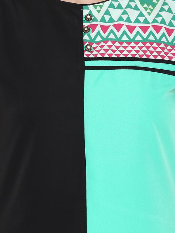 Straight color block kurta - 15727455 - Zoom Image - 4