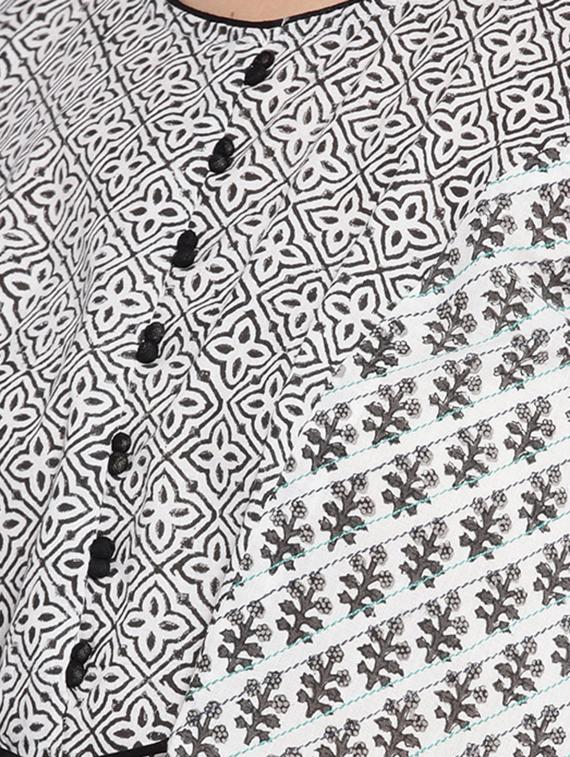 flared printed kurta - 15729533 - Zoom Image - 4