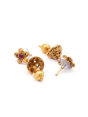 gold metal necklaces and earring - 15731216 - Standard Image - 4