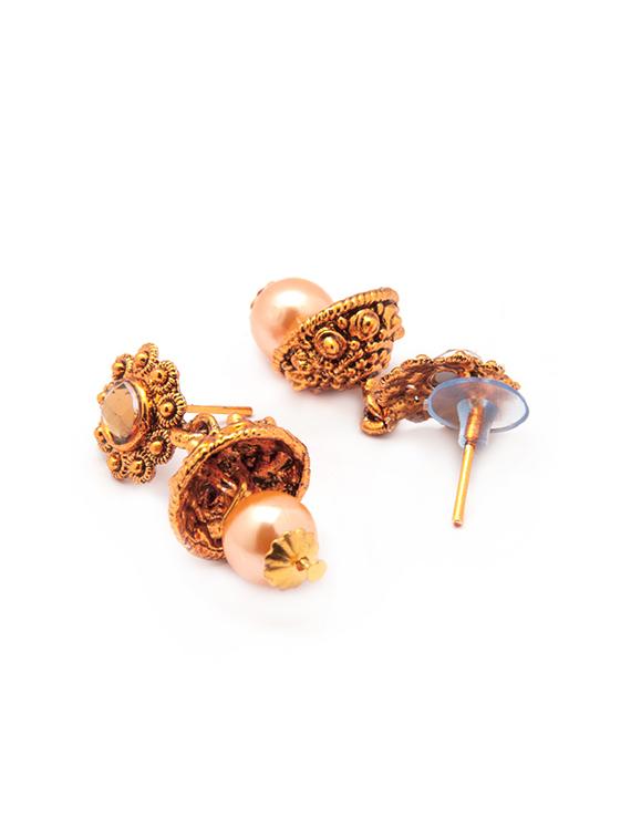gold metal necklaces and earring - 15731227 - Zoom Image - 4