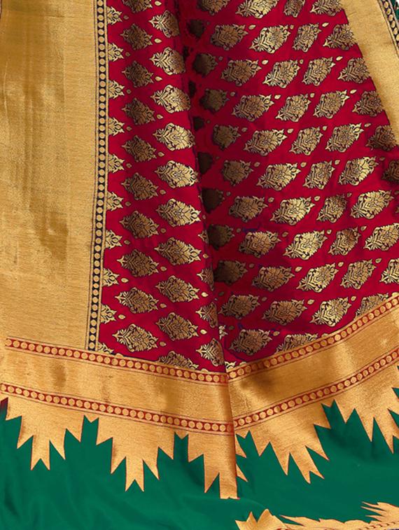 half & half zari banarasi saree with blouse - 15734883 - Zoom Image - 4