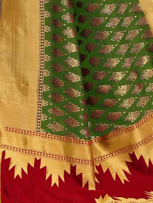 half & half zari banarasi saree with blouse - 15734884 - Standard Image - 4
