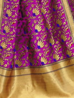 floral zari motif banarasi saree with blouse - 15734888 - Standard Image - 4