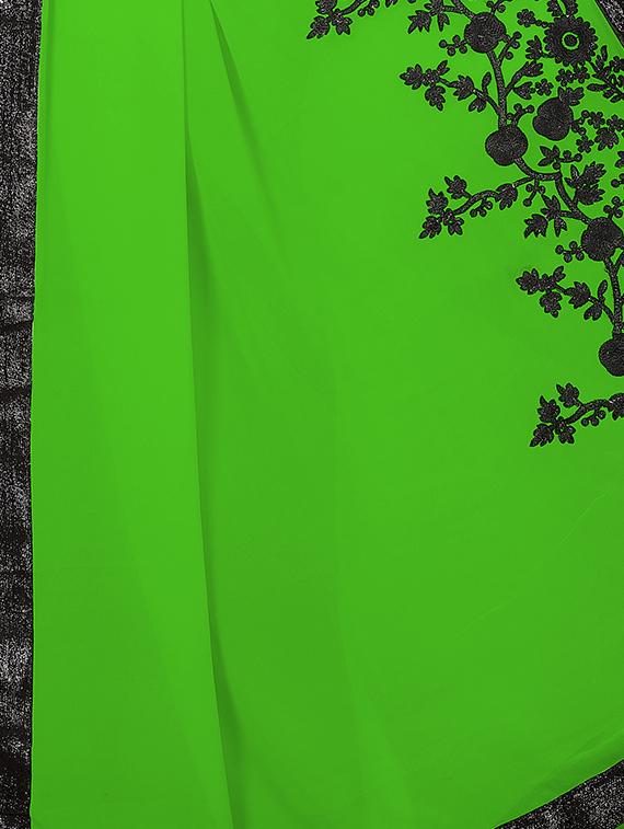 floral dori embroidered saree with blouse - 15734909 - Zoom Image - 4
