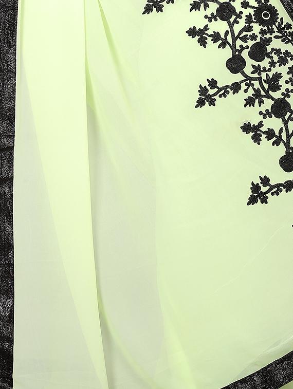 floral dori embroidered saree with blouse - 15734913 - Zoom Image - 4