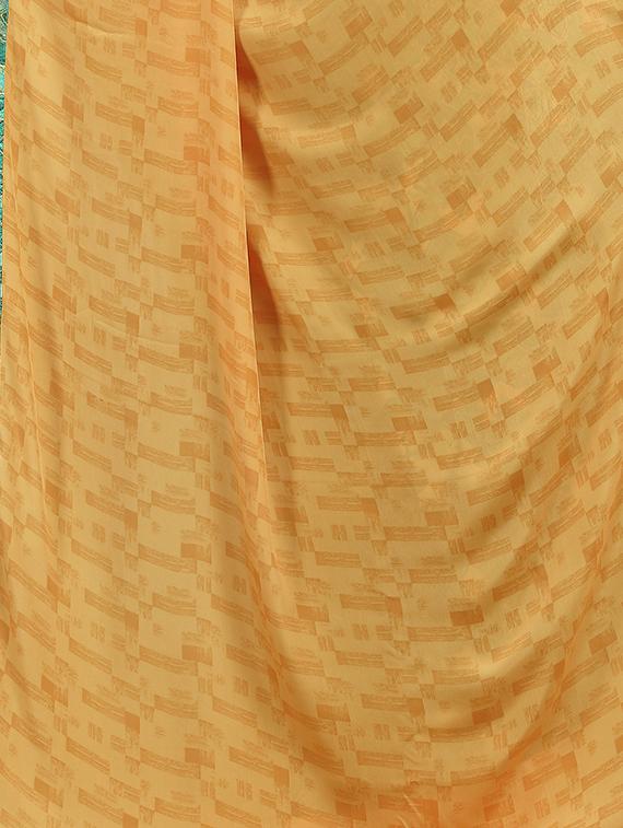 geometrical half and half saree with blouse - 15735030 - Zoom Image - 4