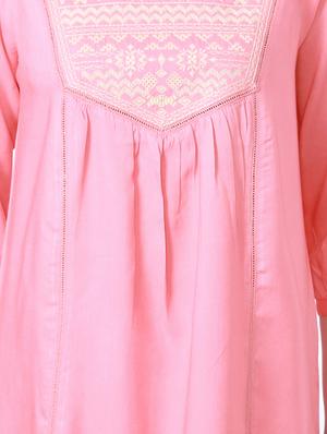 lace detail embroidered tunic - 15735406 - Standard Image - 4