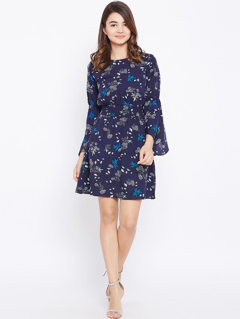 smocked waist bell sleeved dress - 15735924 - Zoom Image - 4