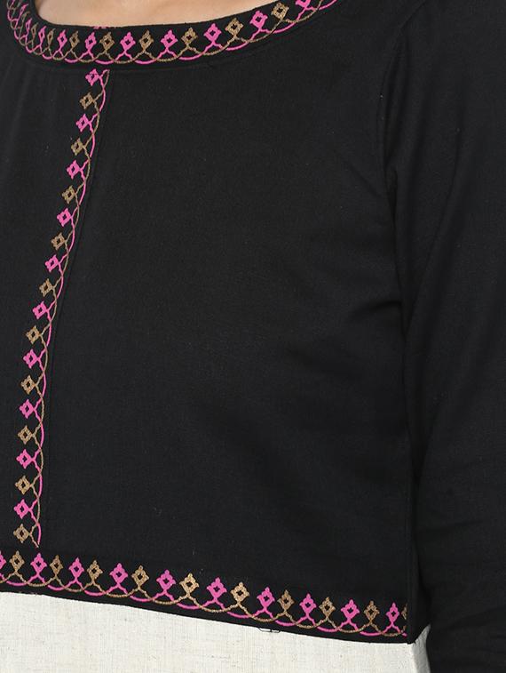 Color block straight kurta - 15737032 - Zoom Image - 4