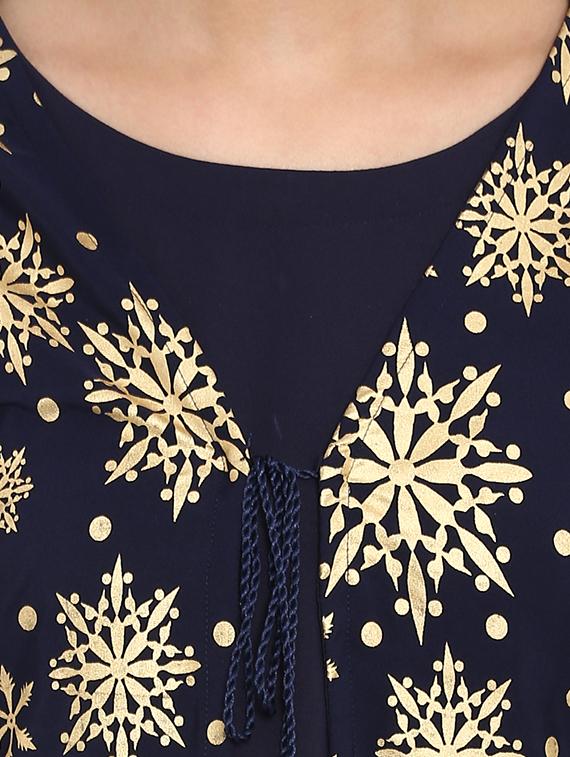 Foil printed layered kurta with palazzo set - 15737592 - Zoom Image - 4