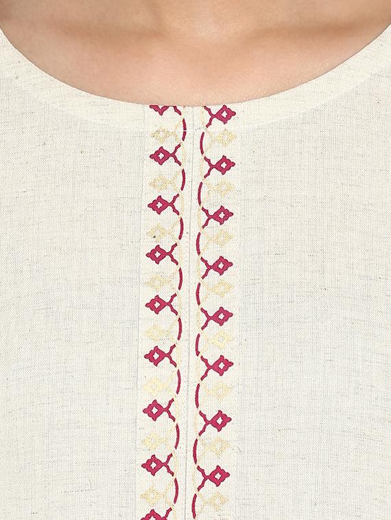 Hand block printed kurta with palazzo set - 15737596 - Zoom Image - 4