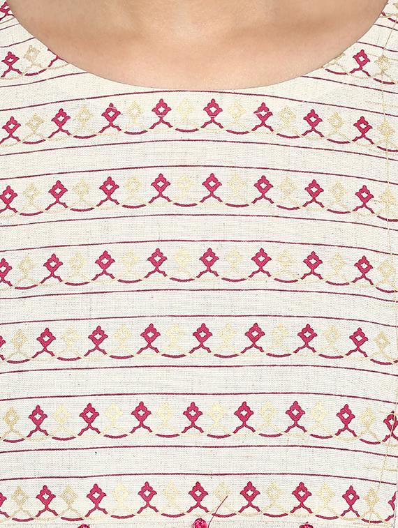 Block printed tassels kurta with palazzo set - 15737597 - Zoom Image - 4