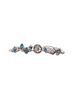 silver metal finger ring - 15761092 - Standard Image - 4