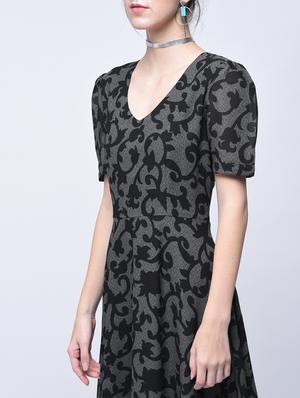 scroll pattern maxi dress - 15770587 - Standard Image - 4
