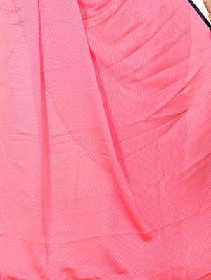 checkered contrast border saree with blouse - 15771389 - Standard Image - 4