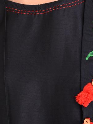 embroidered flared kurta - 15798364 - Standard Image - 4