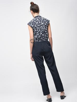 button detail floral jumpsuit - 15803784 - Standard Image - 4