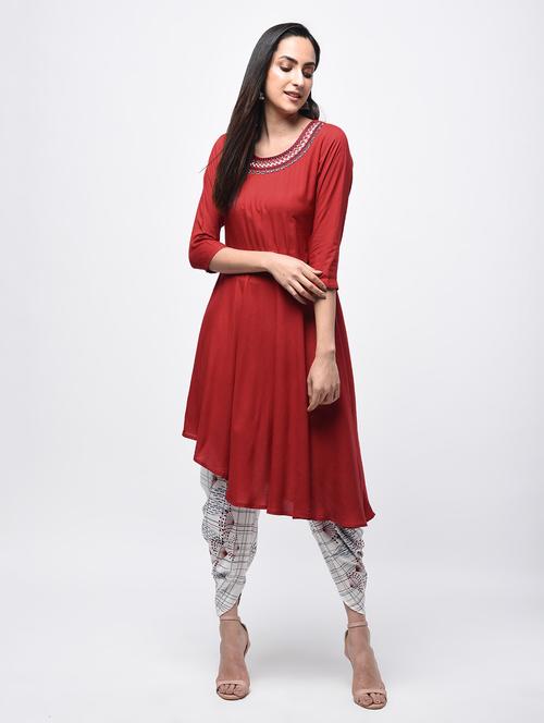 Embroidered high-low kurta with salwar set - 15817022 - Standard Image - 1