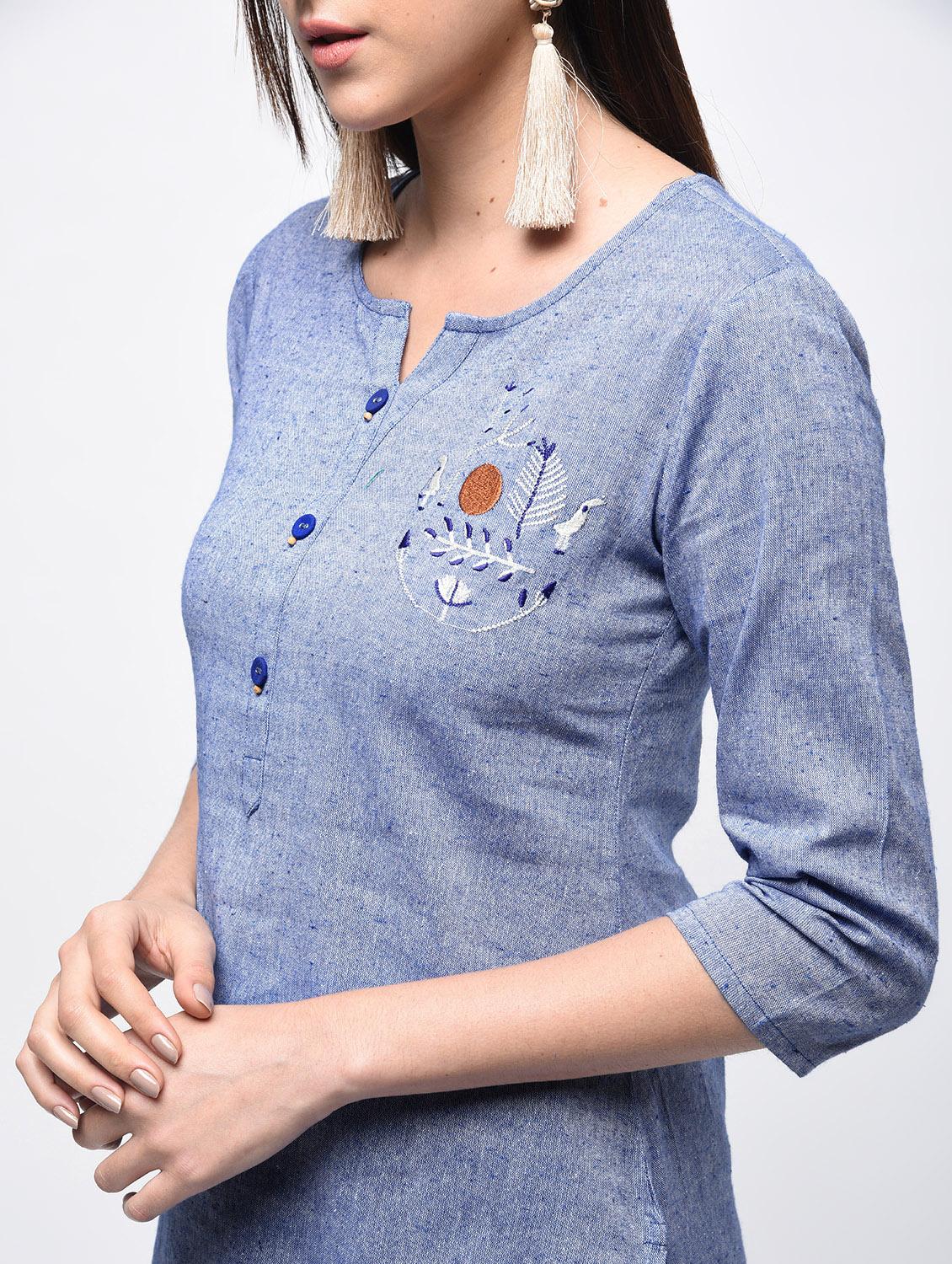 Kaantha straight kurti with tassels - 15817028 - Zoom Image - 4