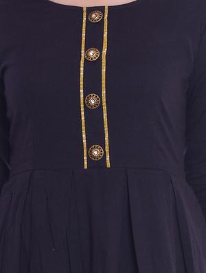solid flared kurta - 15817835 - Standard Image - 4