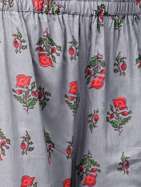 printed flared kurta with palazzo set - 15823600 - Zoom Image - 4