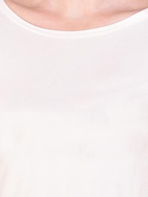 short sleeved crop top - 15824519 - Standard Image - 4