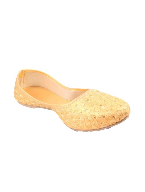 gold slip on jutis - 15832336 - Standard Image - 1
